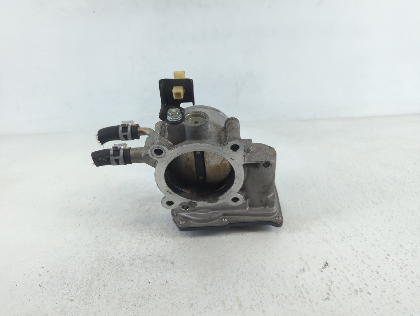 2010-2017 Toyota Camry Throttle Body P/N:22030-0V010 Fits Fits 2009 2010 2011 2012 2013 2014 2015 2016 2017 2018 2019 OEM Us