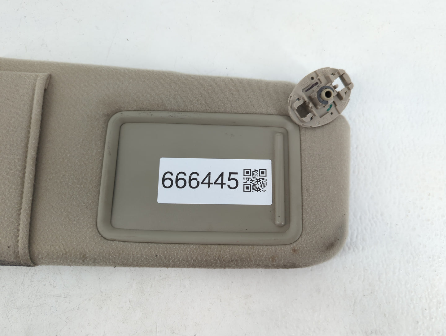 2007-2011 Toyota Camry Sun Visor Shade Replacement Passenger Right Mirror Fits Fits 2007 2008 2009 2010 2011 OEM Used Auto P