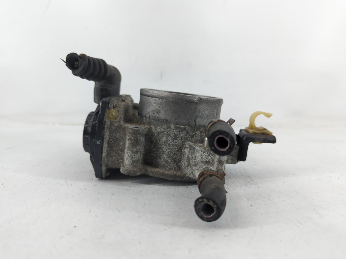 2010-2017 Toyota Camry Throttle Body P/N:22030-0V010 Fits Fits 2009 2010 2011 2012 2013 2014 2015 2016 2017 2018 2019 OEM Us