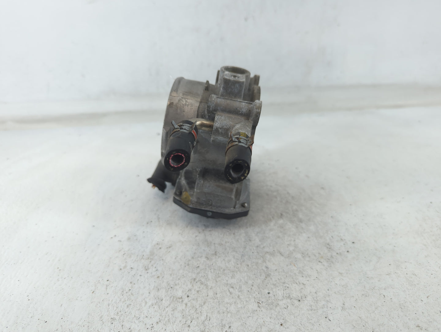 2010-2017 Toyota Camry Throttle Body P/N:1D25 00446 22030-0V010 Fits Fits 2009 2010 2011 2012 2013 2014 2015 2016 2017 2018 