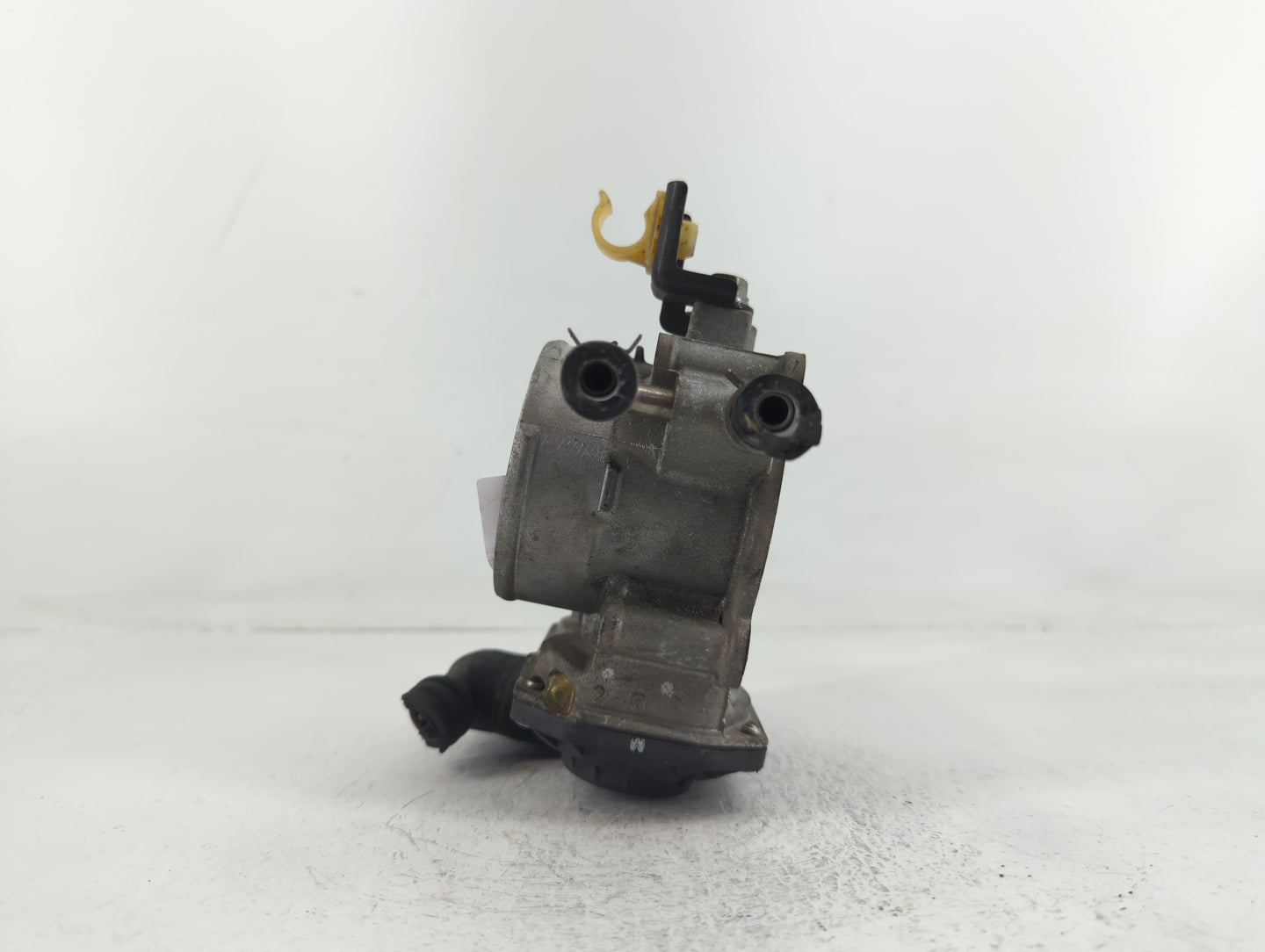 2010-2017 Toyota Camry Throttle Body P/N:22030-0V010 Fits Fits 2009 2010 2011 2012 2013 2014 2015 2016 2017 2018 2019 OEM Us