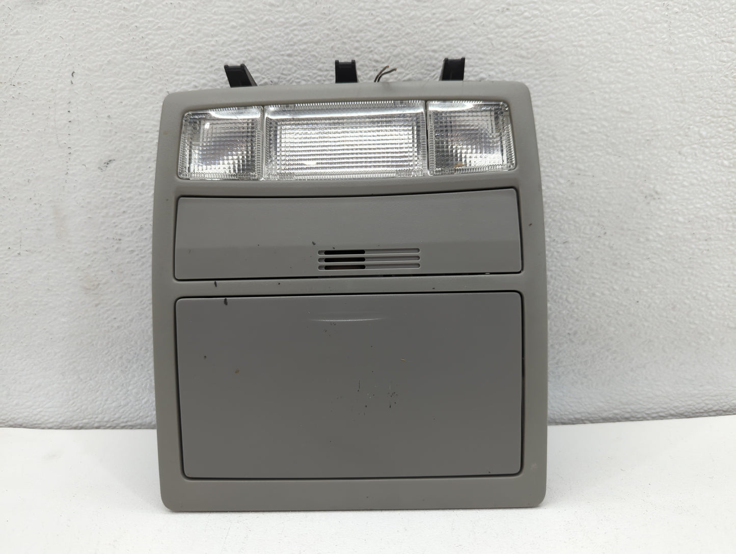 2011 Toyota Camry Overhead Roof Console 690511 - Oemusedautoparts1.com