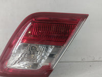2010-2011 Toyota Camry Tail Light Assembly Passenger Right OEM P/N:06-146 Fits Fits 2010 2011 OEM Used Auto Parts - Oemuseda
