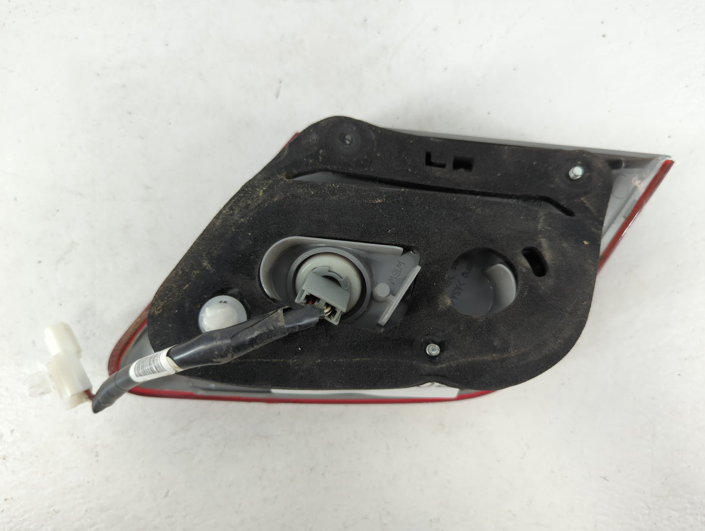 2010-2011 Toyota Camry Tail Light Assembly Passenger Right OEM P/N:06-146 Fits Fits 2010 2011 OEM Used Auto Parts - Oemuseda