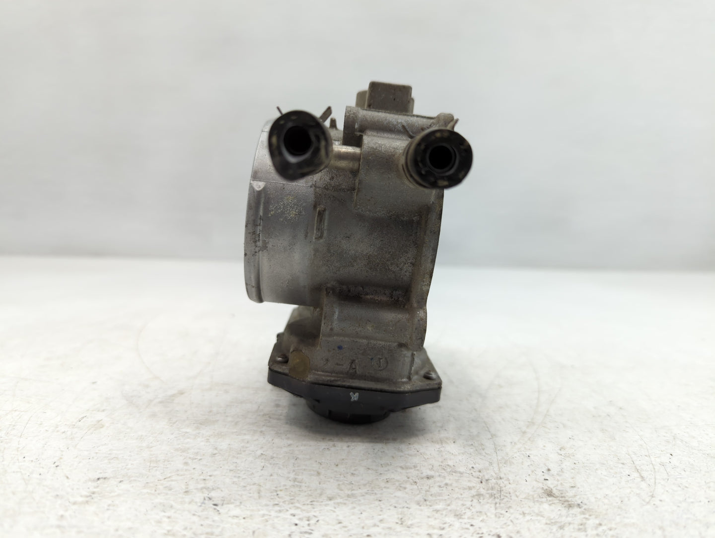 2010-2017 Toyota Camry Throttle Body P/N:22030-0V010 Fits Fits 2009 2010 2011 2012 2013 2014 2015 2016 2017 2018 2019 OEM Us
