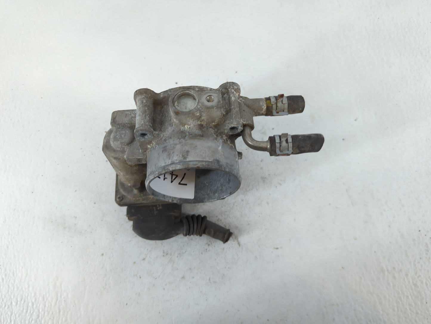 2010-2017 Toyota Camry Throttle Body P/N:22030-0V010 Fits Fits 2009 2010 2011 2012 2013 2014 2015 2016 2017 2018 2019 OEM Us
