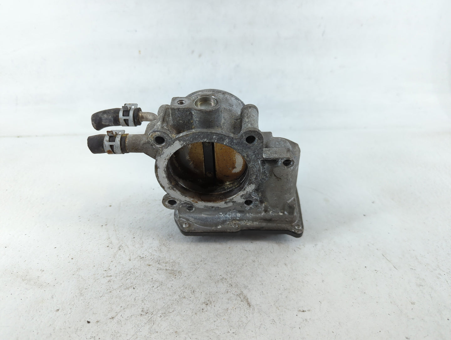 2010-2017 Toyota Camry Throttle Body P/N:22030-0V010 Fits Fits 2009 2010 2011 2012 2013 2014 2015 2016 2017 2018 2019 OEM Us