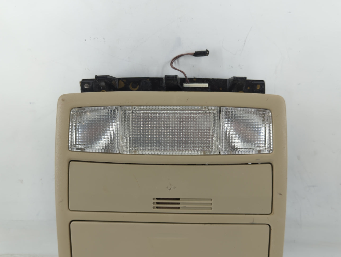 2011 Toyota Camry Overhead Roof Console - Oemusedautoparts1.com