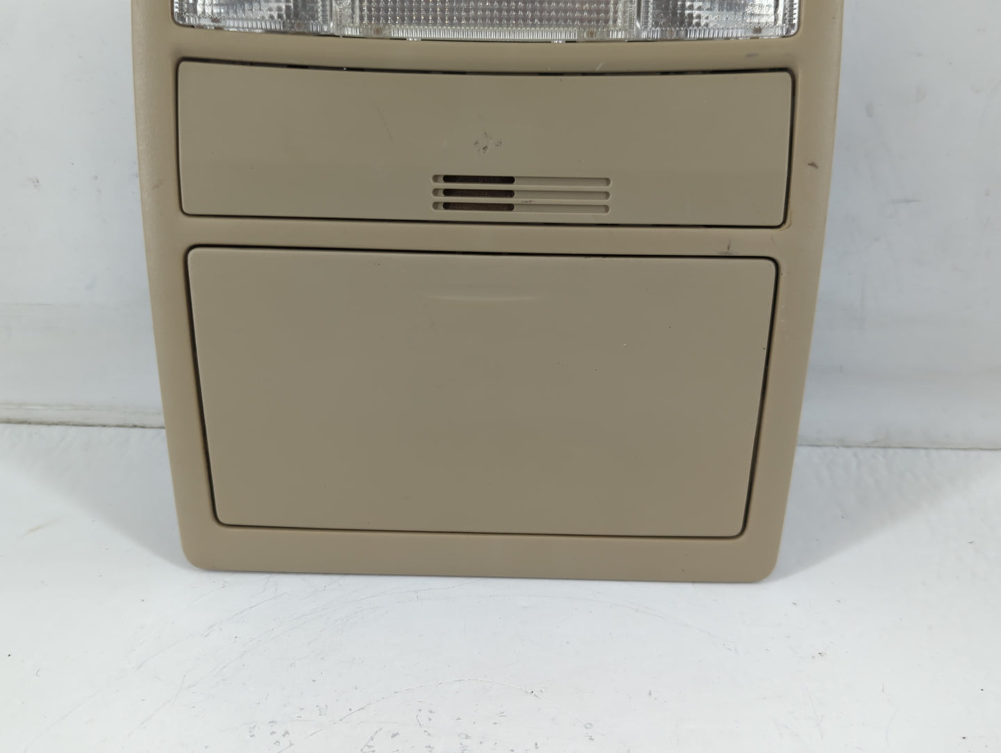2011 Toyota Camry Overhead Roof Console - Oemusedautoparts1.com