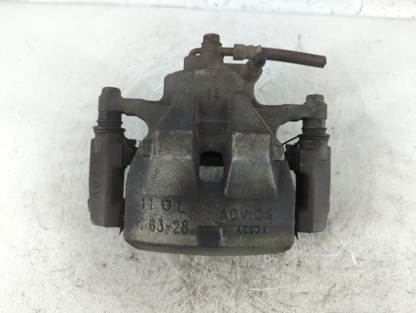 2007-2011 Toyota Camry Front Driver Left Brake Caliper - Oemusedautoparts1.com