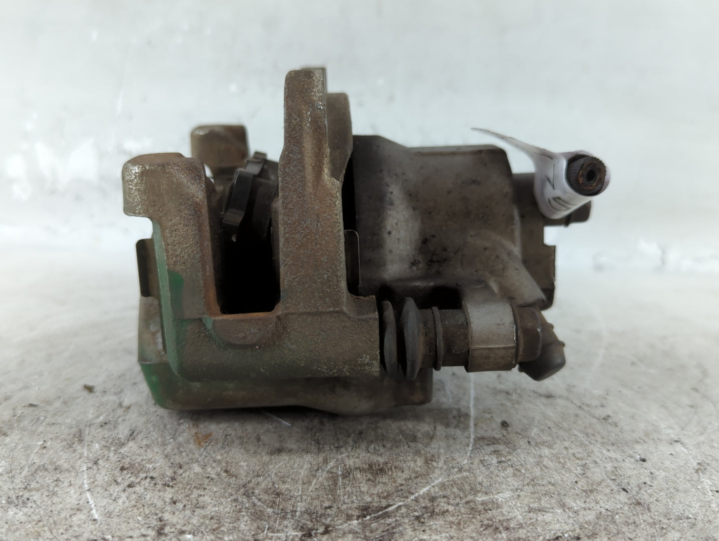2007-2011 Toyota Camry Rear Driver Left Brake Caliper - Oemusedautoparts1.com
