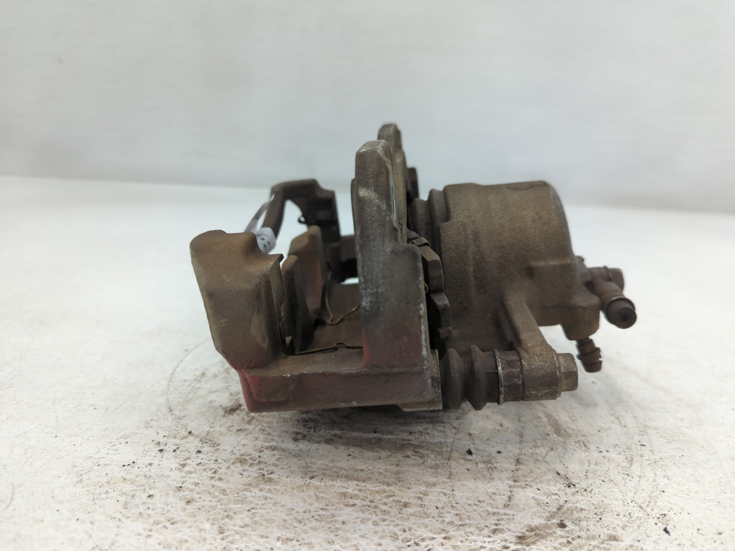 2007-2011 Toyota Camry Front Passenger Right Brake Caliper - Oemusedautoparts1.com
