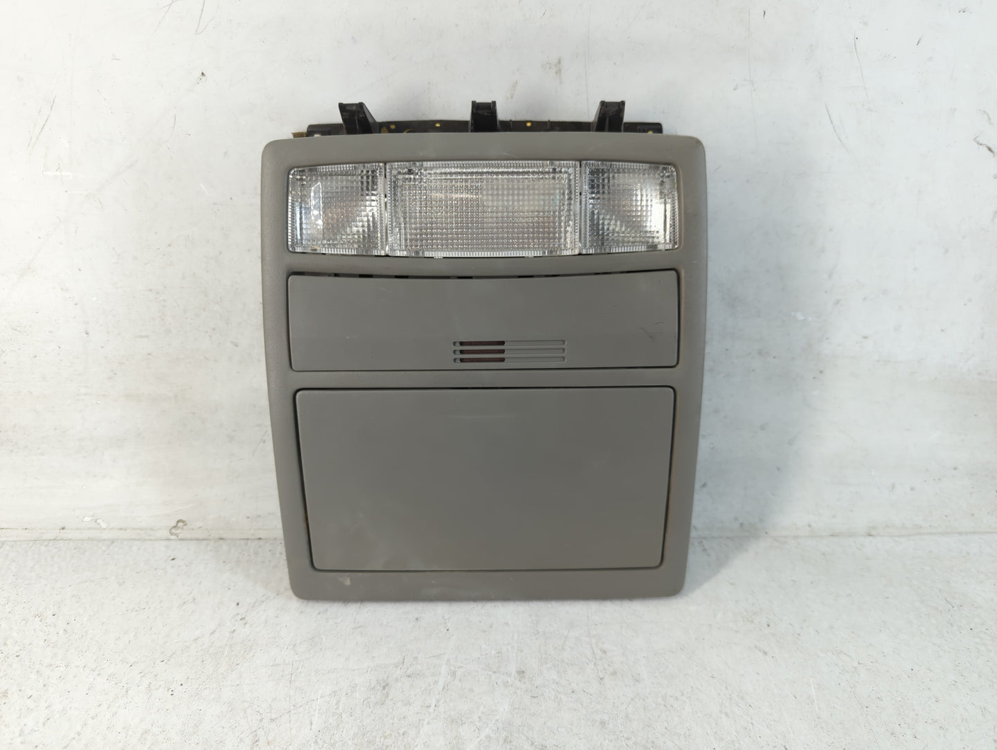 2011 Toyota Camry Overhead Roof Console - Oemusedautoparts1.com