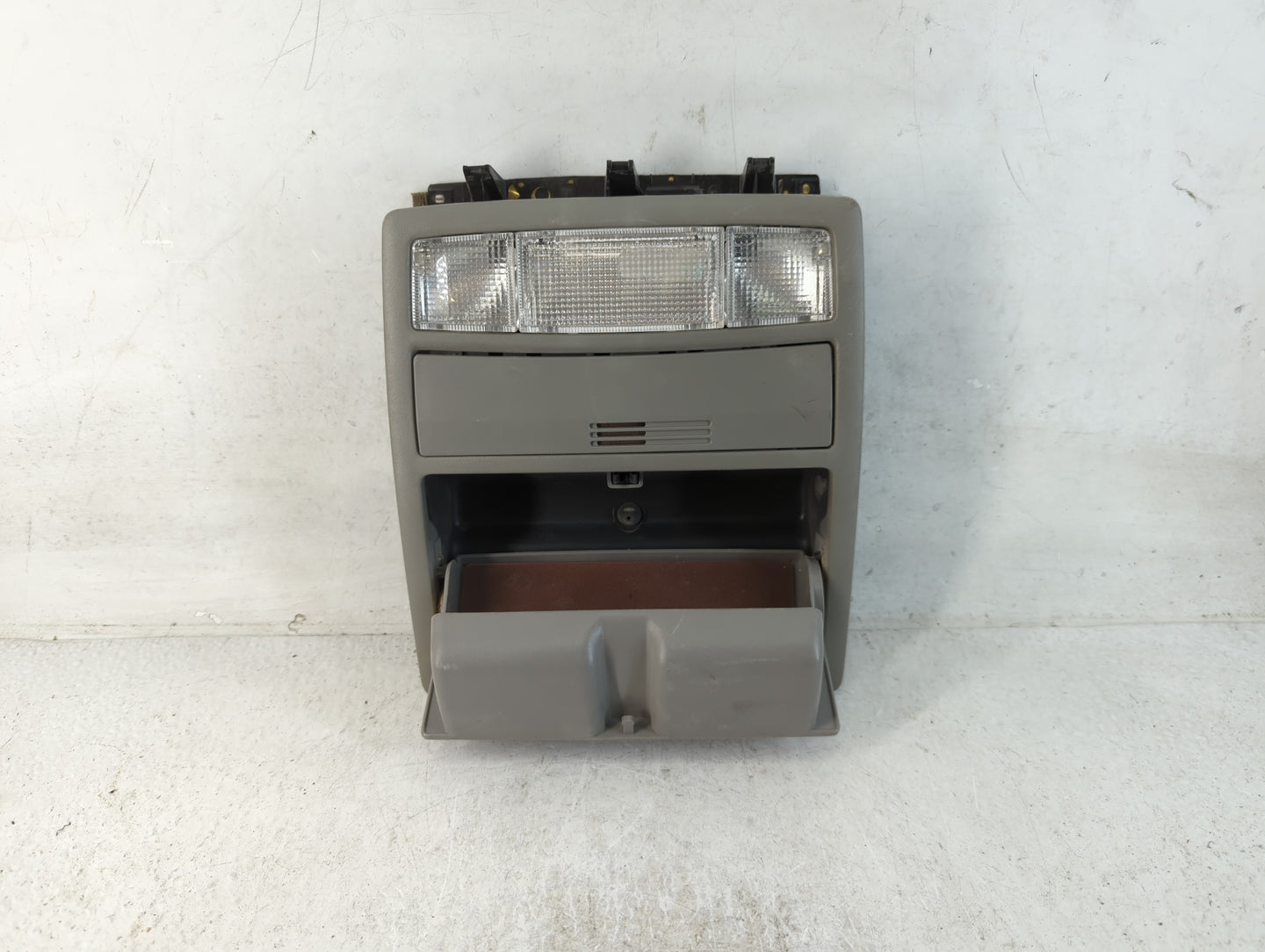 2011 Toyota Camry Overhead Roof Console - Oemusedautoparts1.com