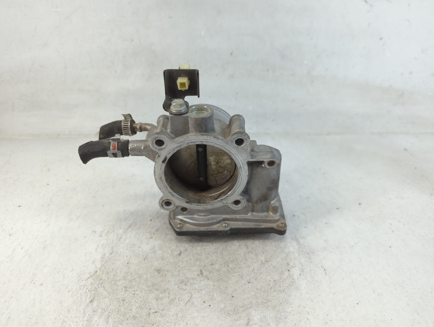 2010-2017 Toyota Camry Throttle Body P/N:22030-0V010 Fits Fits 2009 2010 2011 2012 2013 2014 2015 2016 2017 2018 2019 OEM Us