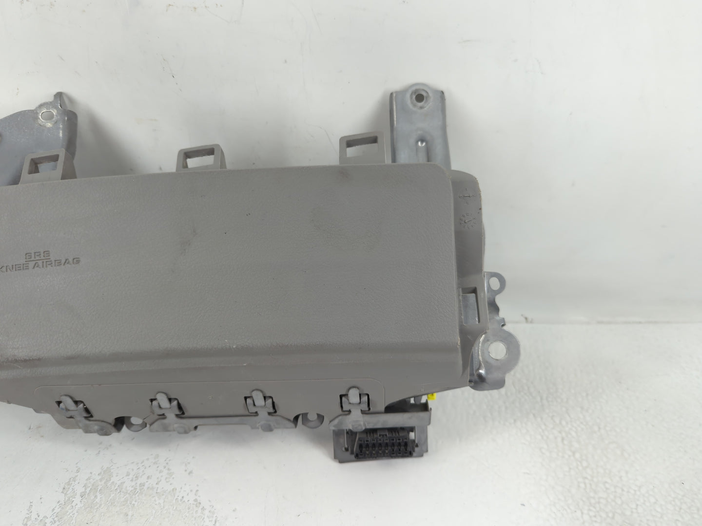 2007-2011 Toyota Camry Air Bag Driver Left Knee OEM P/N:A04C4018603C Fits Fits 2007 2008 2009 2010 2011 OEM Used Auto Parts 
