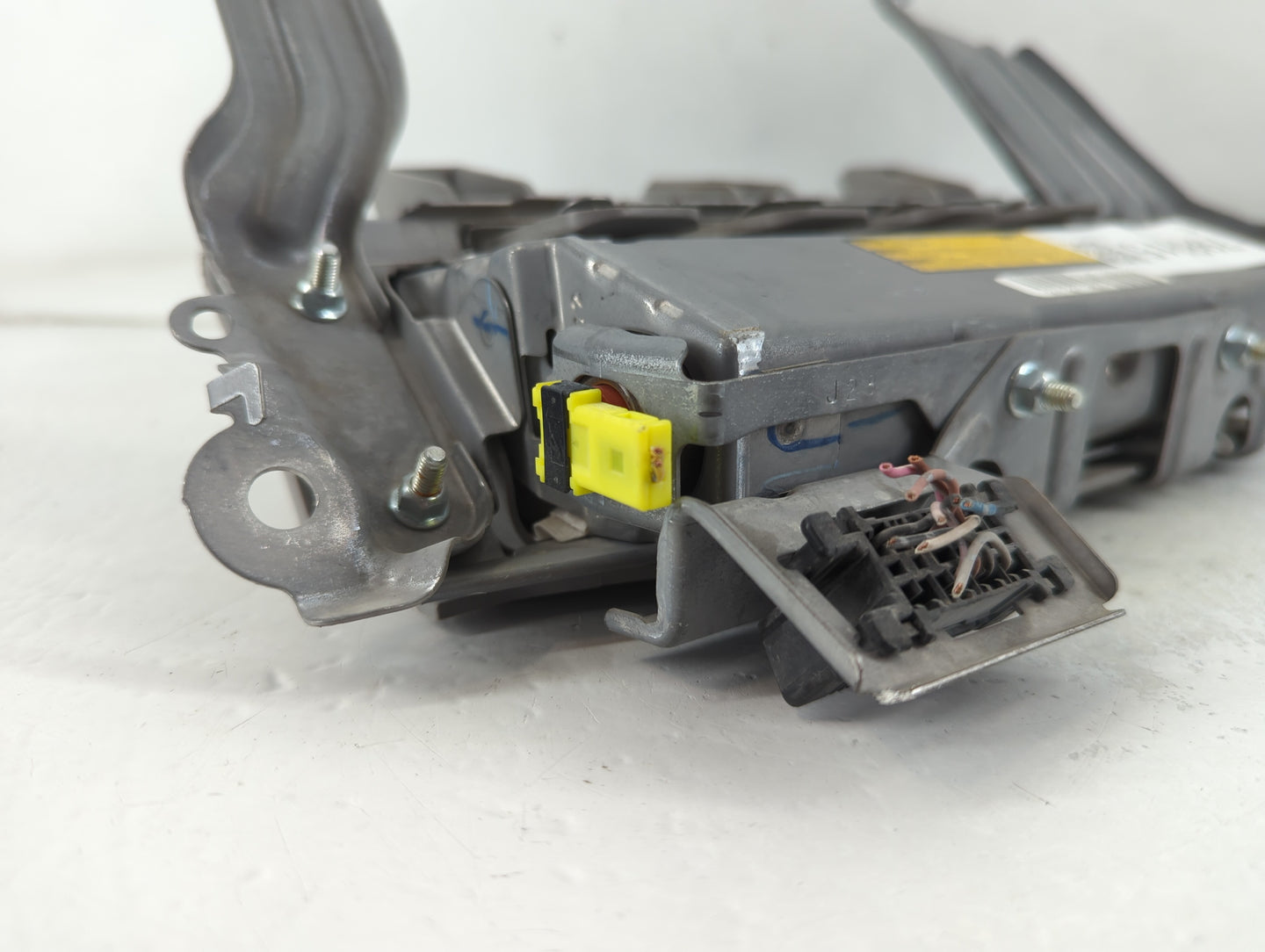 2007-2011 Toyota Camry Air Bag Driver Left Knee OEM P/N:A04C4018603C Fits Fits 2007 2008 2009 2010 2011 OEM Used Auto Parts 