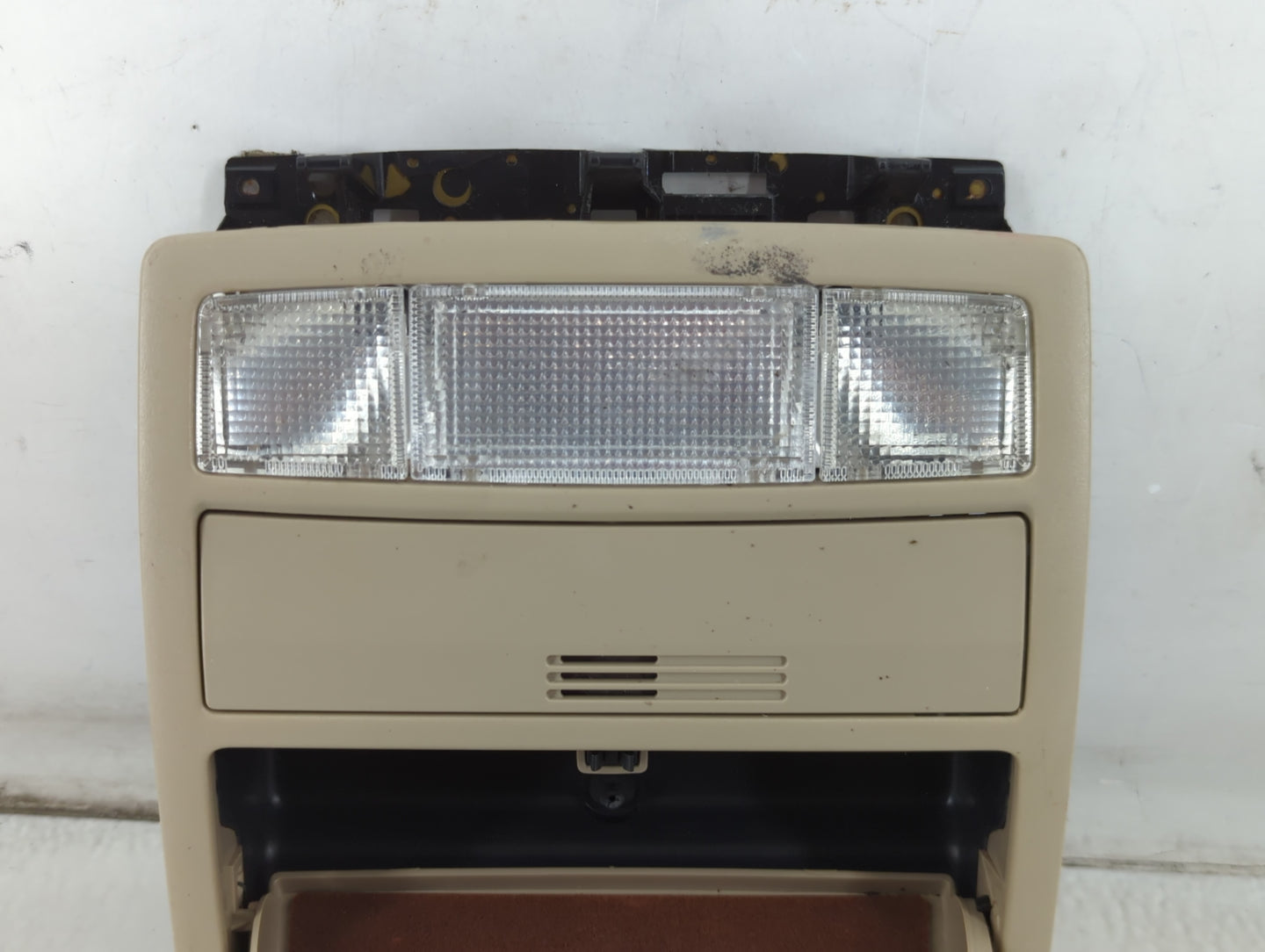 2011 Toyota Camry Overhead Roof Console Interior Dome Light Beige - Oemusedautoparts1.com