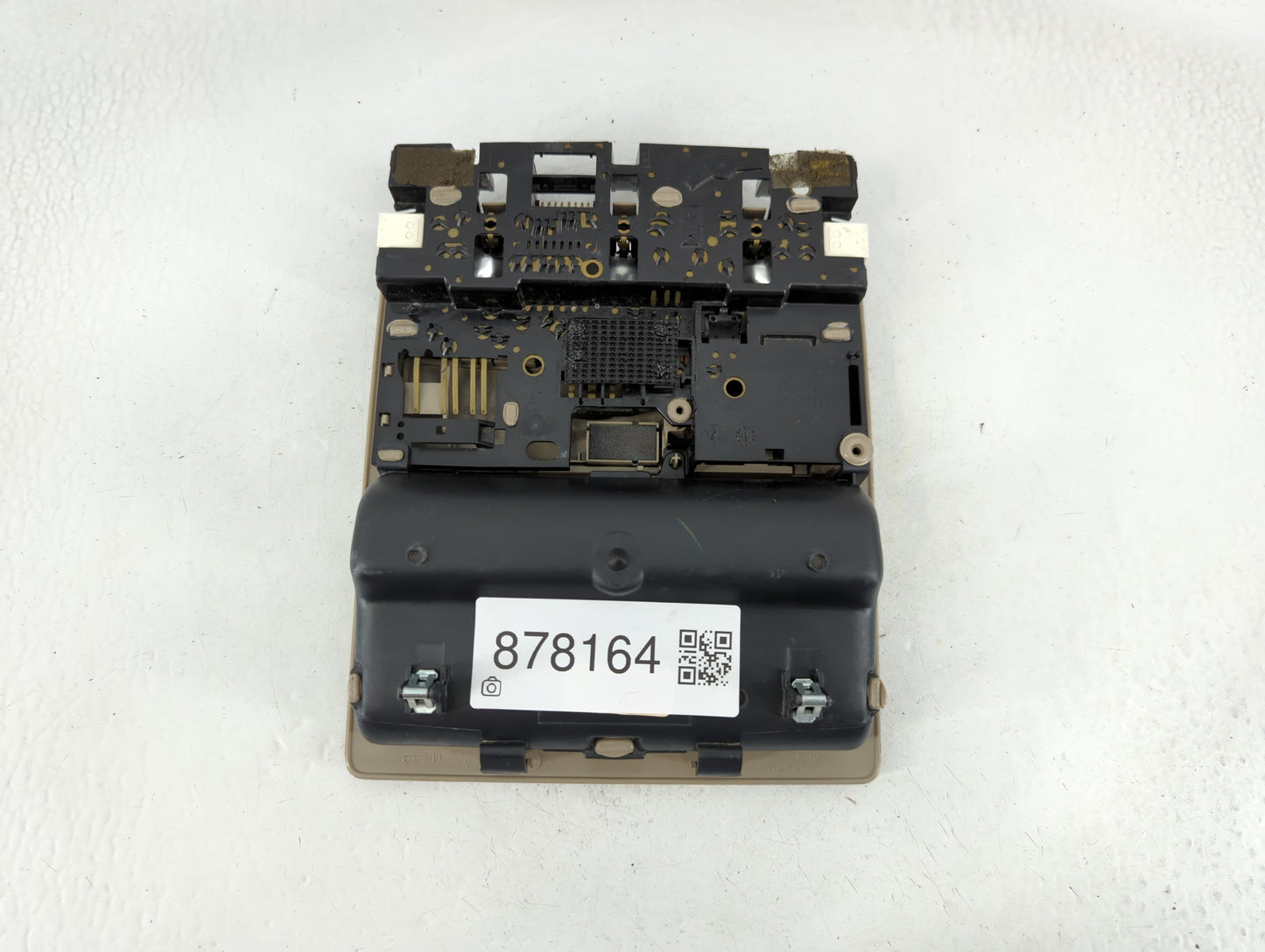 2011 Toyota Camry Overhead Roof Console Interior Dome Light Beige - Oemusedautoparts1.com