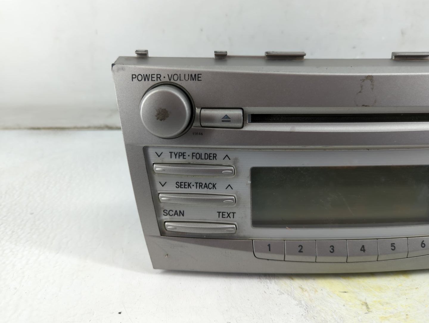 2011 Toyota Camry Radio AM FM Cd Player Receiver Replacement P/N:05A100054877FC 121862-196 Fits OEM Used Auto Parts - Oemuse