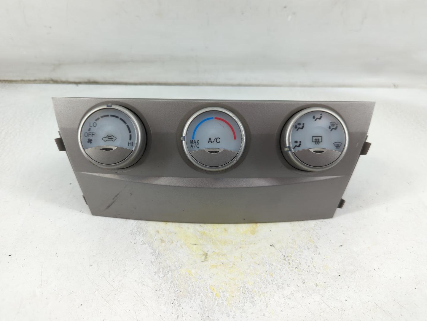 2011 Toyota Camry Climate Control Module Temperature AC/Heater Replacement Fits OEM Used Auto Parts - Oemusedautoparts1.com