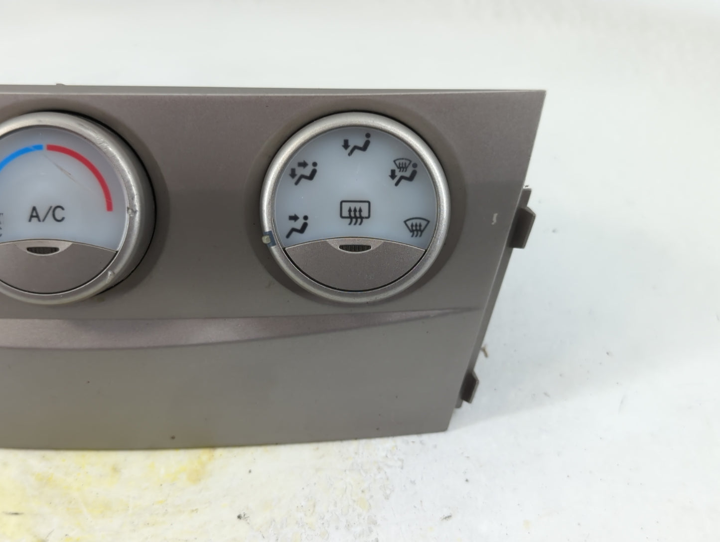 2011 Toyota Camry Climate Control Module Temperature AC/Heater Replacement Fits OEM Used Auto Parts - Oemusedautoparts1.com