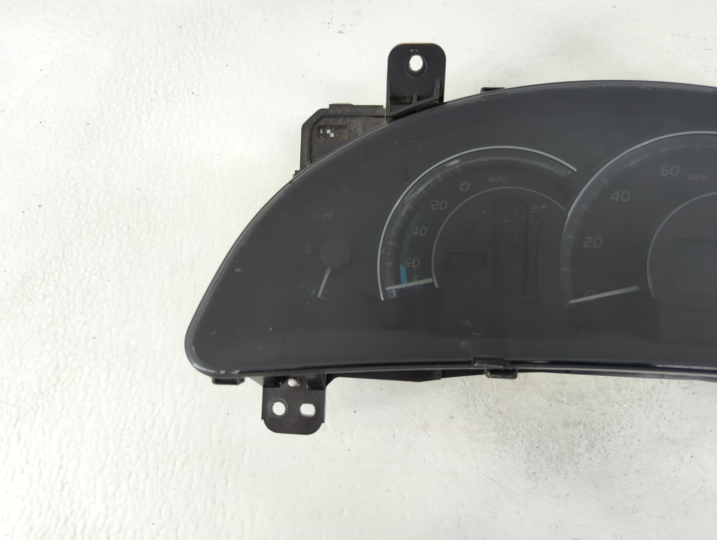 2010-2011 Toyota Camry Instrument Cluster Speedometer Gauges P/N:83800-06J50 Miles: Fits Fits 2010 2011 OEM Used Auto Parts 