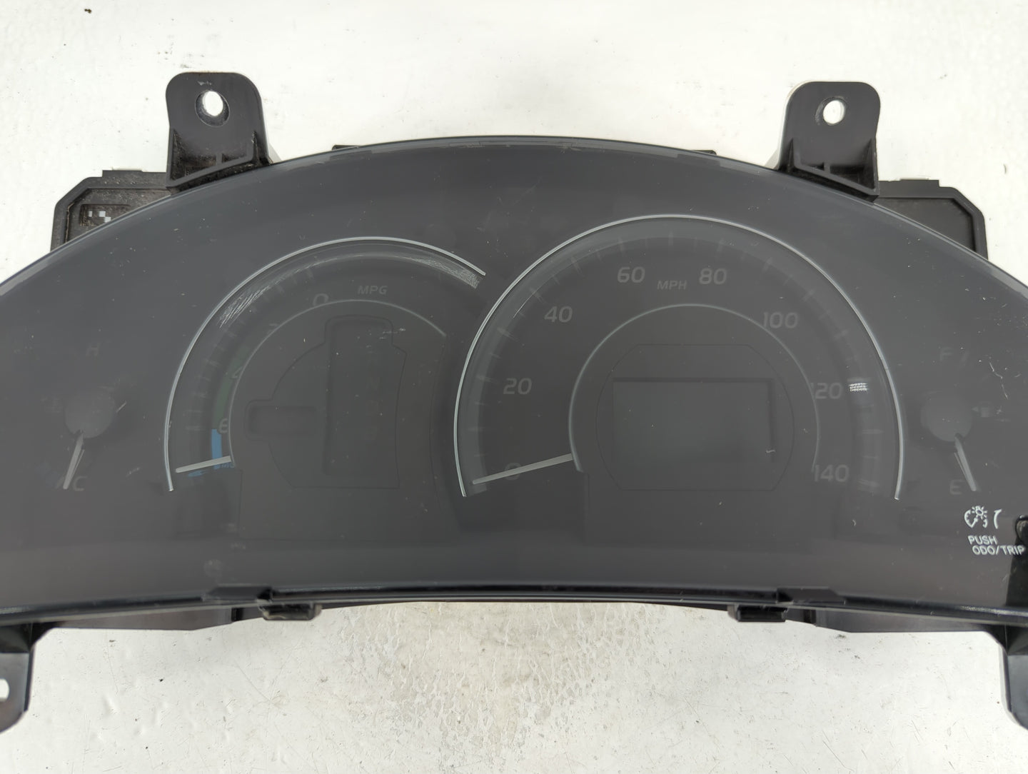 2010-2011 Toyota Camry Instrument Cluster Speedometer Gauges P/N:83800-06J50 Miles: Fits Fits 2010 2011 OEM Used Auto Parts 