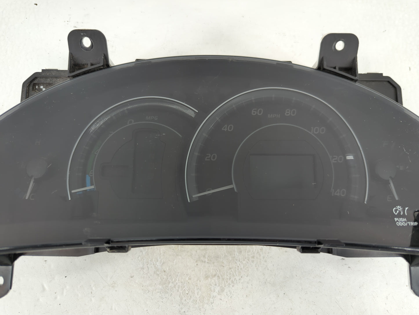 2010-2011 Toyota Camry Instrument Cluster Speedometer Gauges P/N:83800-06J50 Miles: Fits Fits 2010 2011 OEM Used Auto Parts 