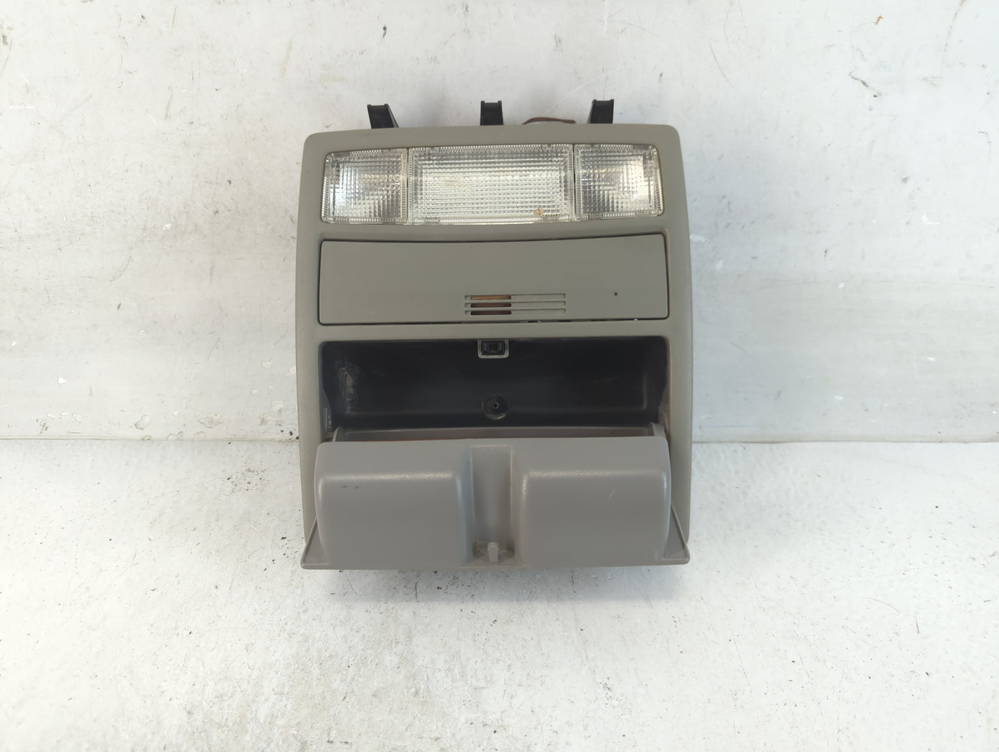 2011 Toyota Camry Overhead Roof Console - Oemusedautoparts1.com