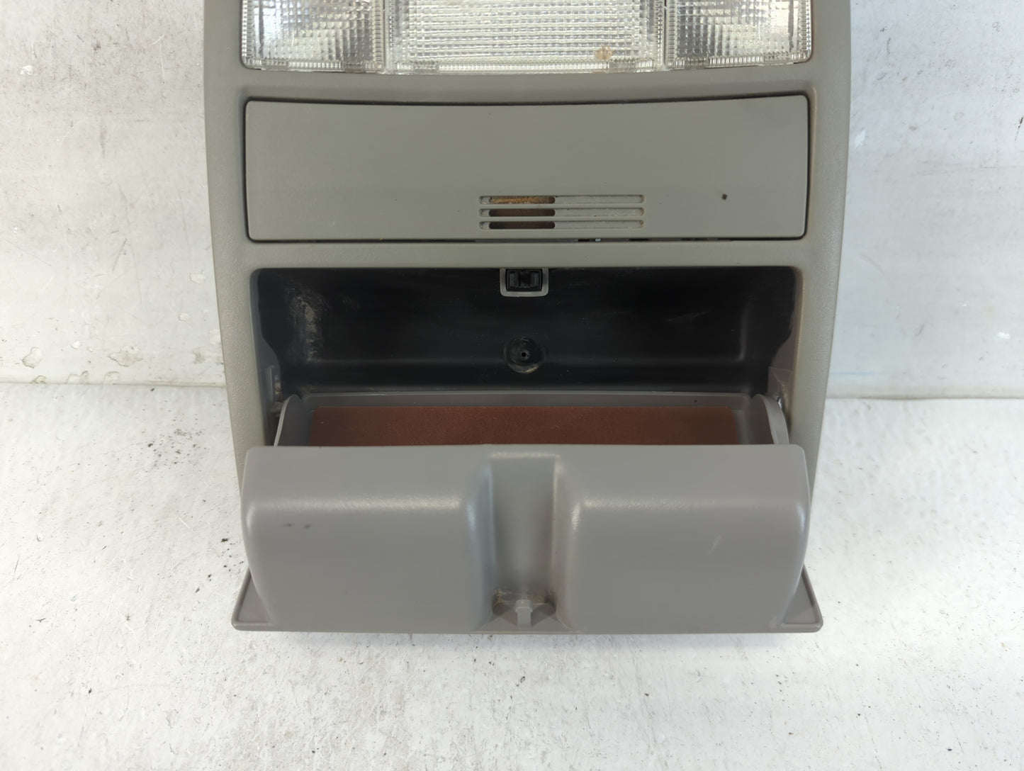 2011 Toyota Camry Overhead Roof Console - Oemusedautoparts1.com