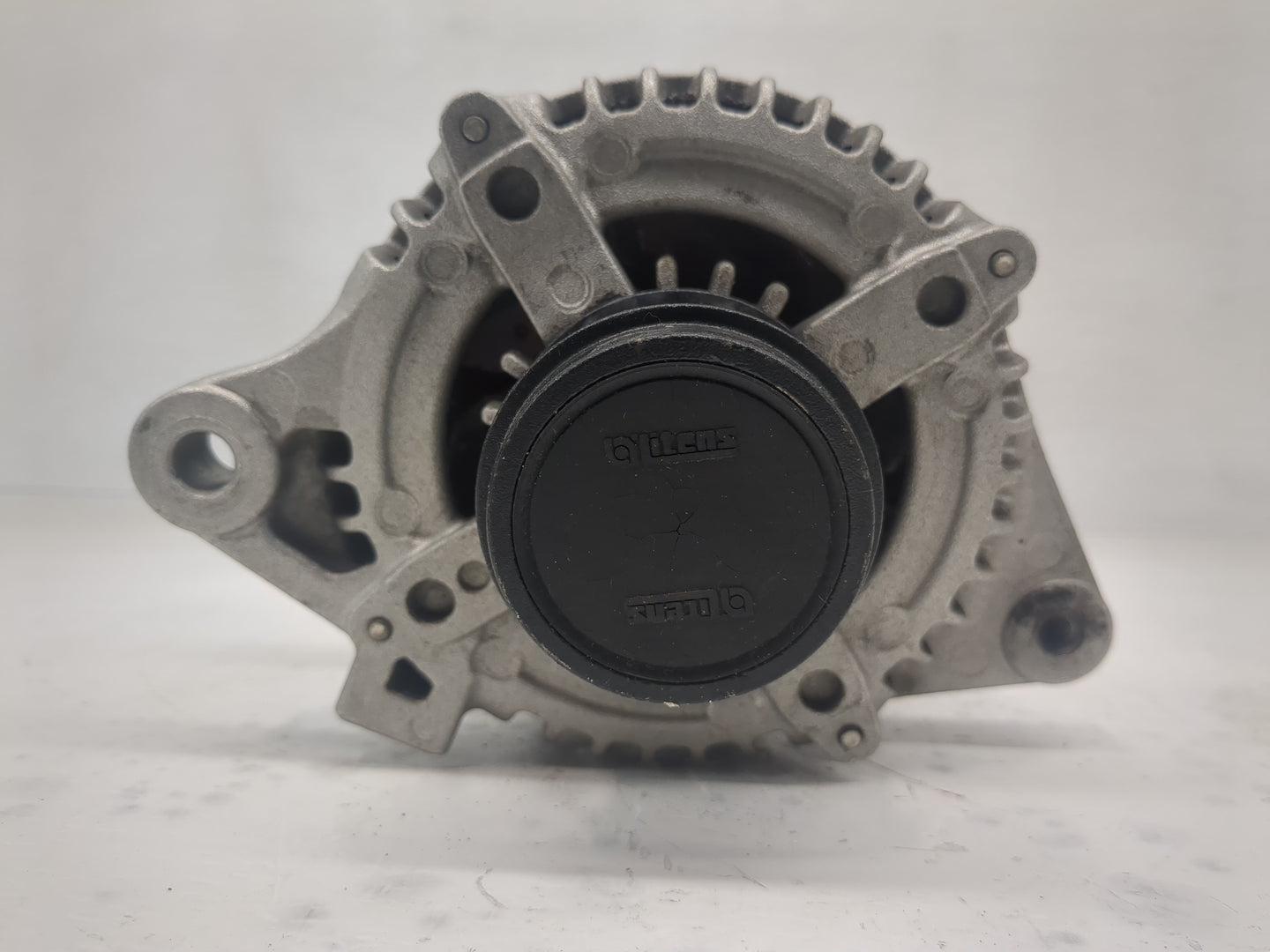 2011-2013 Toyota Corolla Alternator Replacement Generator Charging Assembly Engine OEM Fits Fits 2011 2012 2013 2014 OEM Use