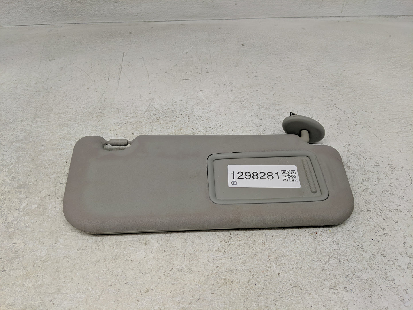 2009-2013 Toyota Corolla Sun Visor Shade Replacement Passenger Right Mirror Fits Fits 2009 2010 2011 2012 2013 OEM Used Auto