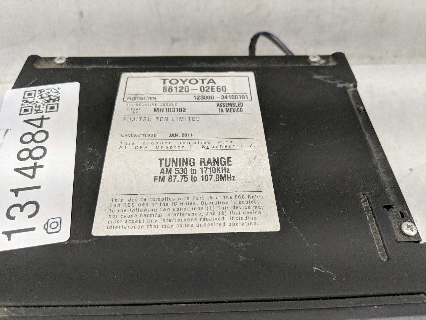 2011-2012 Toyota Corolla Radio AM FM Cd Player Receiver Replacement P/N:86120-02E60 Fits Fits 2011 2012 OEM Used Auto Parts 