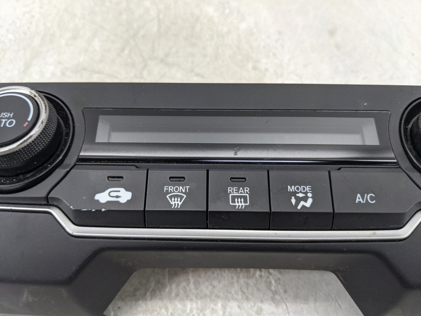 2009-2013 Toyota Corolla Climate Control Module Temperature AC/Heater Replacement P/N:79600TBAA120M1 Fits OEM Used Auto Part