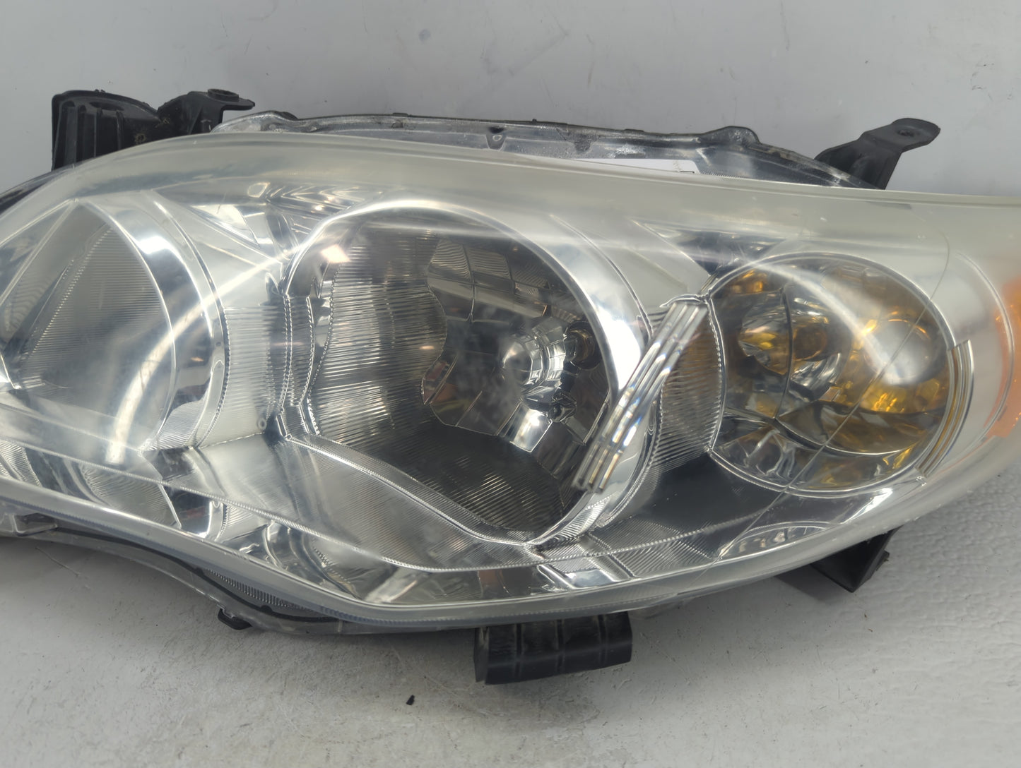 2011-2013 Toyota Corolla Driver Left Oem Head Light Headlight Lamp - Oemusedautoparts1.com