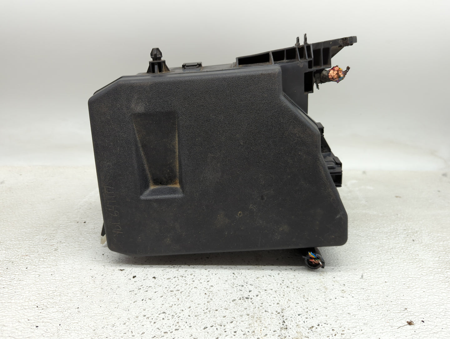 2009-2013 Toyota Corolla Fusebox Fuse Box Panel Relay Module P/N:82662-02270 Fits Fits 2009 2010 2011 2012 2013 2014 OEM Use