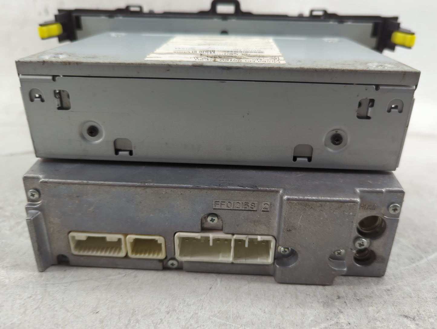 2011-2012 Toyota Corolla Radio AM FM Cd Player Receiver Replacement P/N:86120-12E90 Fits Fits 2011 2012 OEM Used Auto Parts 