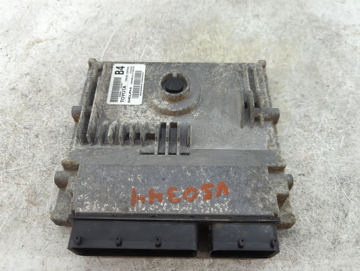 2011 Toyota Corolla PCM Engine Control Computer ECU ECM PCU OEM P/N:89661-02061 28334266 Fits OEM Used Auto Parts - Oemuseda