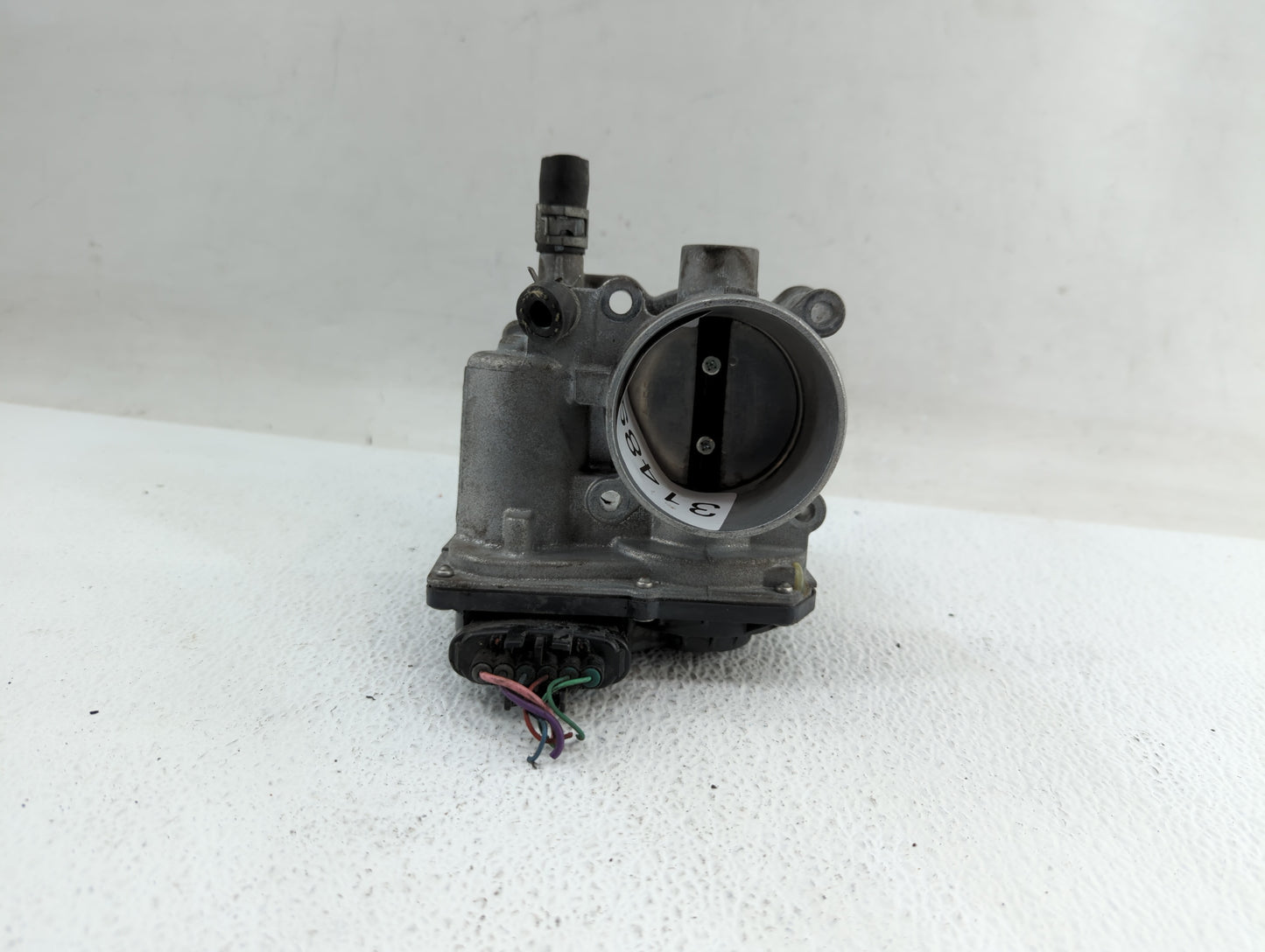 2011-2018 Toyota Corolla Throttle Body P/N:22030-0T080 Fits Fits 2011 2012 2013 2014 2015 2016 2017 2018 OEM Used Auto Parts