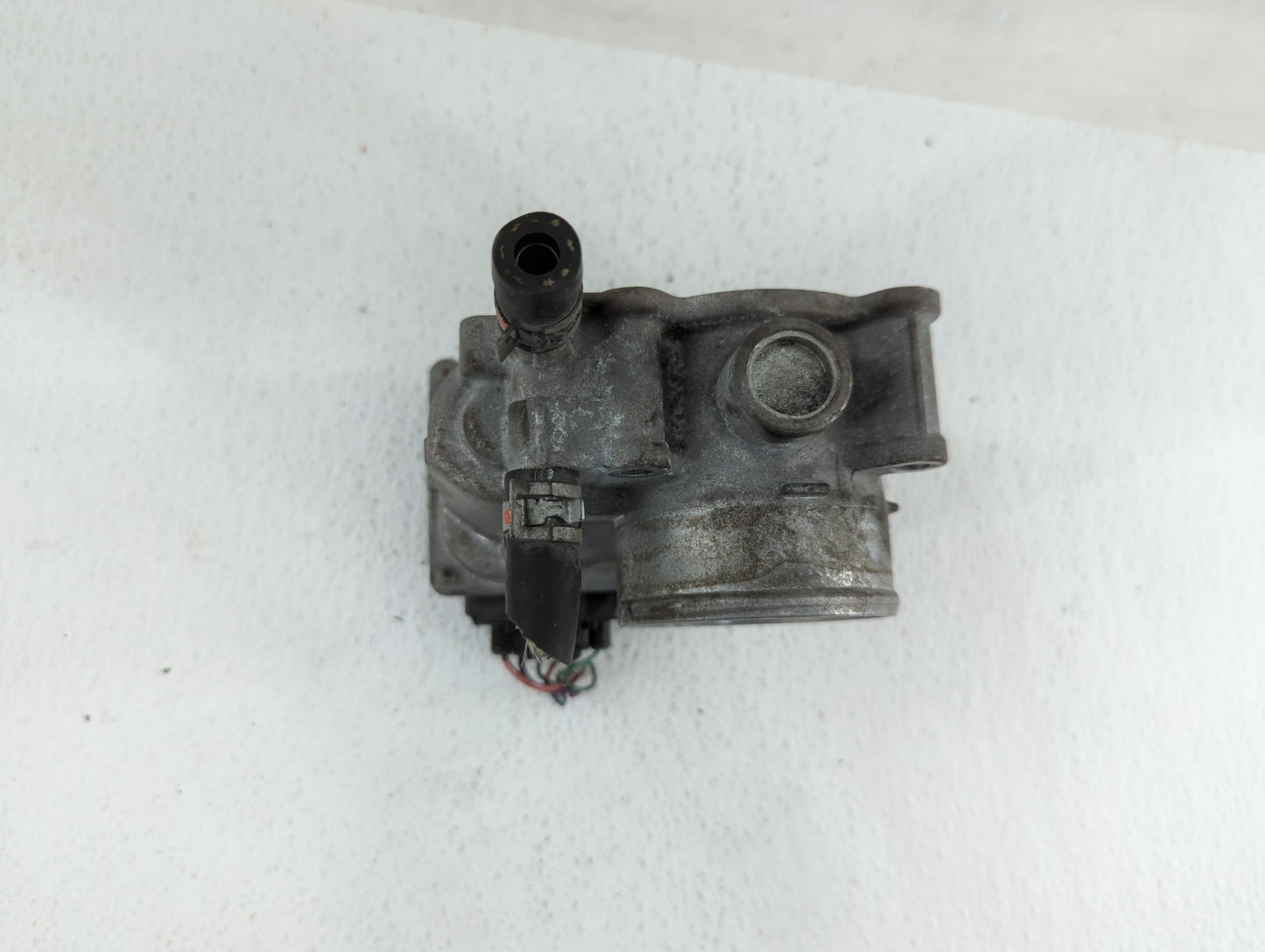 2011-2018 Toyota Corolla Throttle Body P/N:22030-0T080 Fits Fits 2011 2012 2013 2014 2015 2016 2017 2018 OEM Used Auto Parts