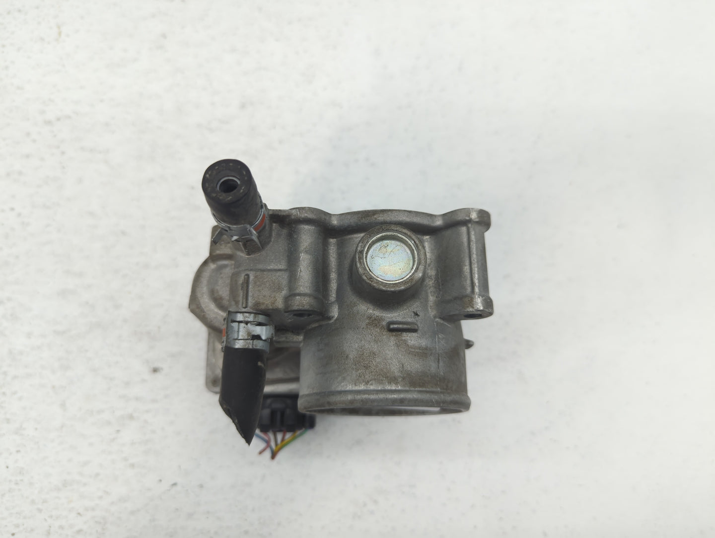 2011-2019 Toyota Corolla Throttle Body P/N:22030-0T080 Fits Fits 2011 2012 2013 2014 2015 2016 2017 2018 2019 OEM Used Auto 