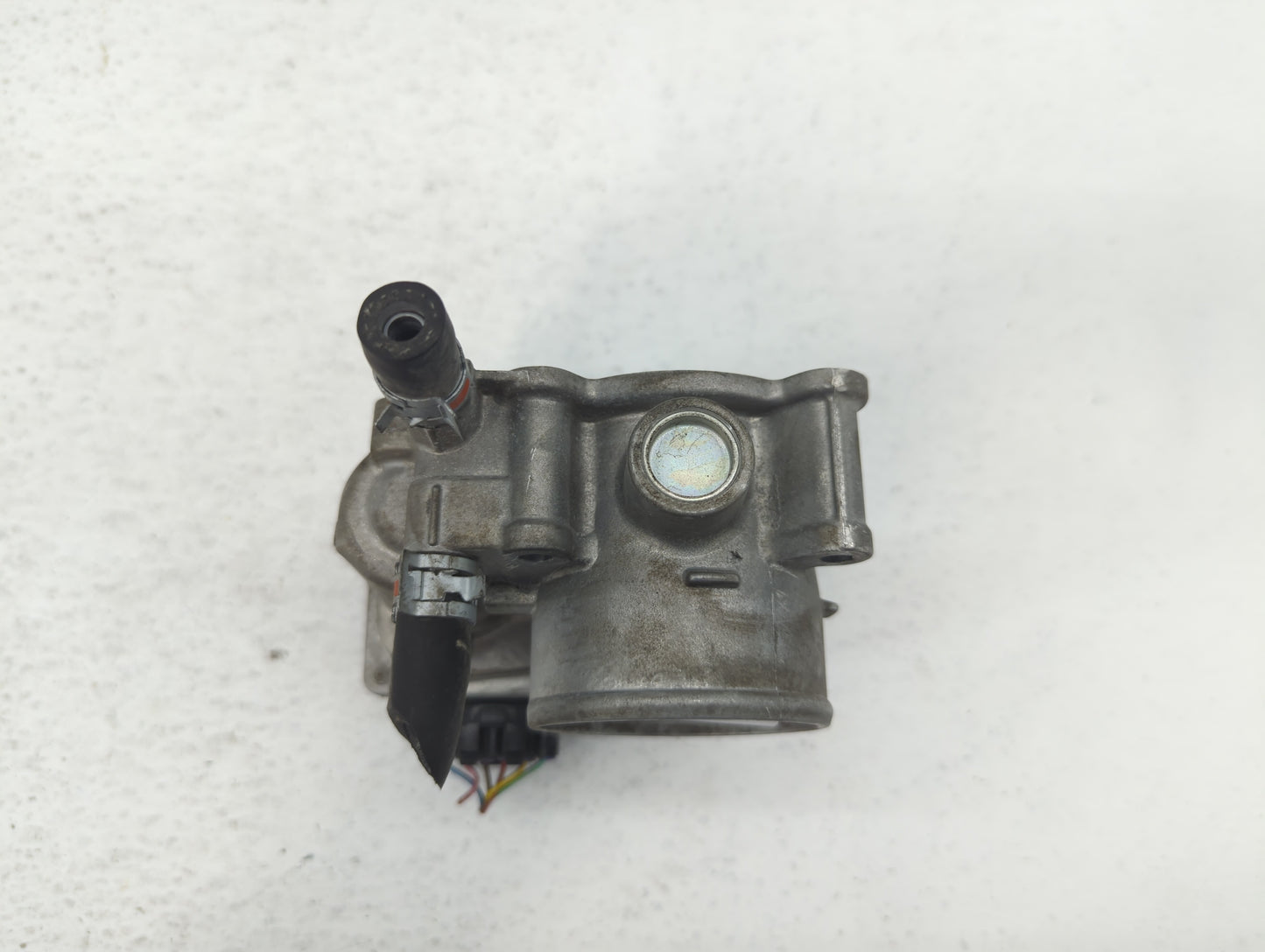 2011-2019 Toyota Corolla Throttle Body P/N:22030-0T080 Fits Fits 2011 2012 2013 2014 2015 2016 2017 2018 2019 OEM Used Auto 