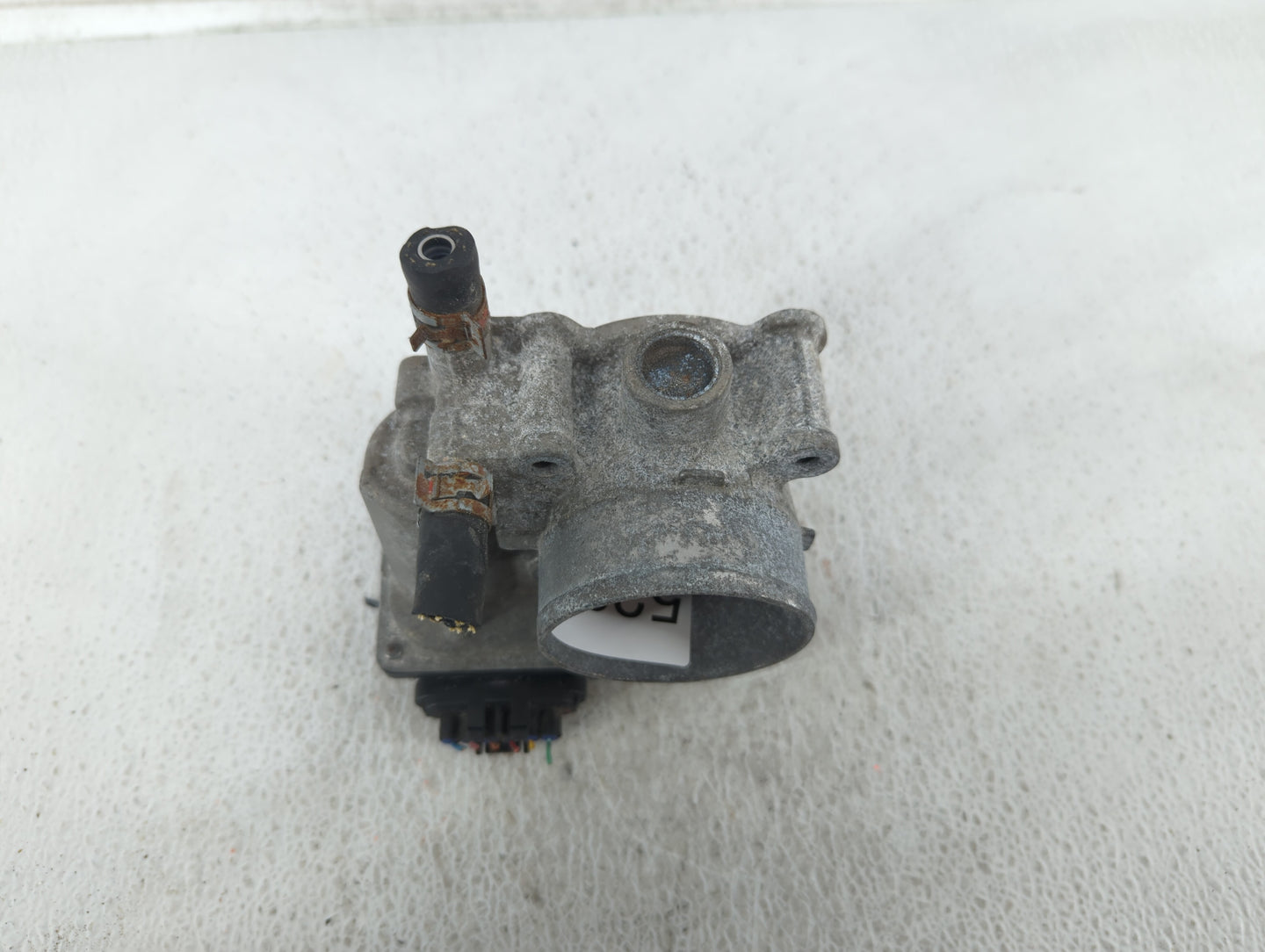 2011-2019 Toyota Corolla Throttle Body P/N:22030-0T080 Fits Fits 2011 2012 2013 2014 2015 2016 2017 2018 2019 OEM Used Auto 