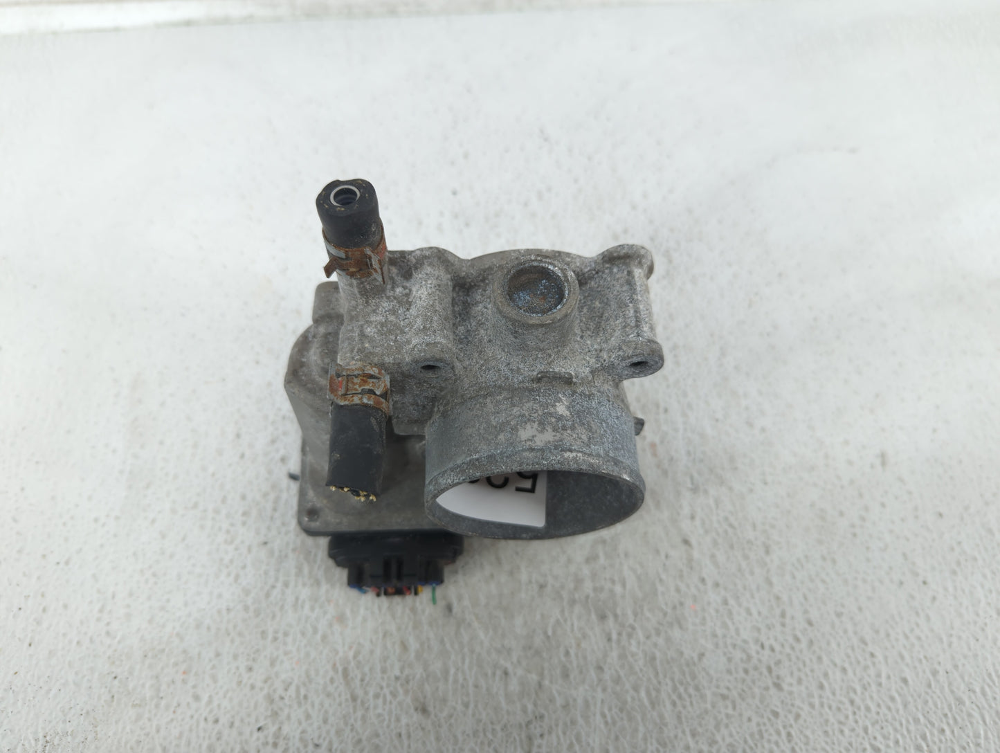 2011-2019 Toyota Corolla Throttle Body P/N:22030-0T080 Fits Fits 2011 2012 2013 2014 2015 2016 2017 2018 2019 OEM Used Auto 
