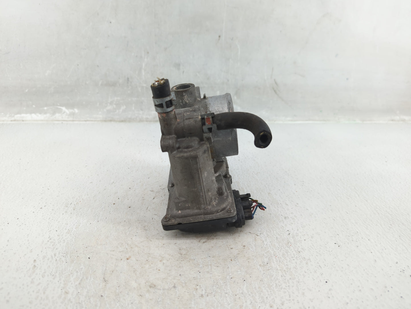 2011-2019 Toyota Corolla Throttle Body P/N:22030-0T080 Fits Fits 2011 2012 2013 2014 2015 2016 2017 2018 2019 OEM Used Auto 
