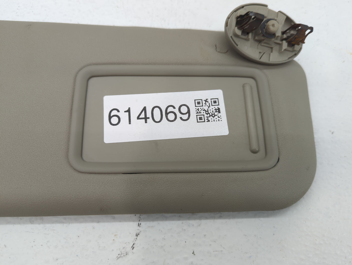 2009-2013 Toyota Corolla Sun Visor Shade Replacement Passenger Right Mirror Fits Fits 2009 2010 2011 2012 2013 OEM Used Auto