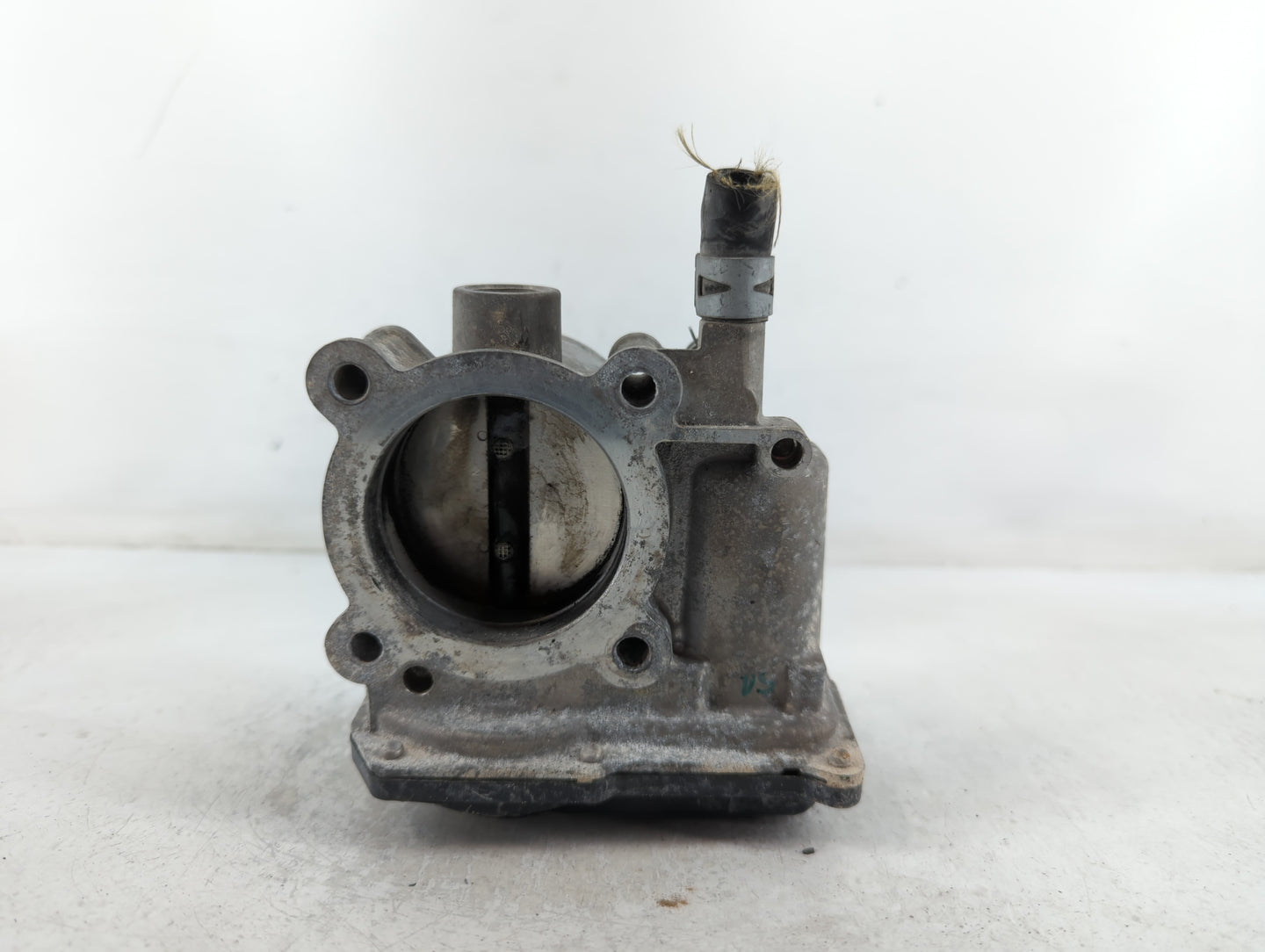 2011-2019 Toyota Corolla Throttle Body P/N:22030-0T080 Fits Fits 2011 2012 2013 2014 2015 2016 2017 2018 2019 OEM Used Auto 