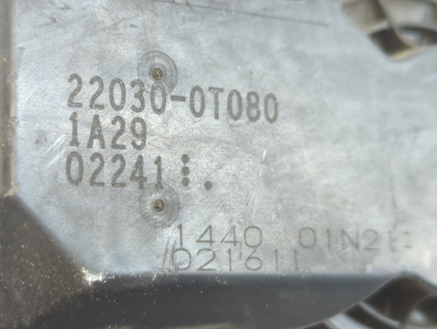 2011-2019 Toyota Corolla Throttle Body P/N:22030-0T080 Fits Fits 2011 2012 2013 2014 2015 2016 2017 2018 2019 OEM Used Auto 