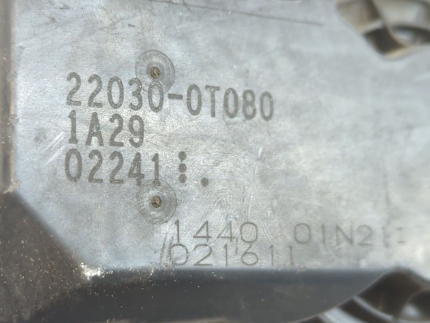 2011-2019 Toyota Corolla Throttle Body P/N:22030-0T080 Fits Fits 2011 2012 2013 2014 2015 2016 2017 2018 2019 OEM Used Auto 